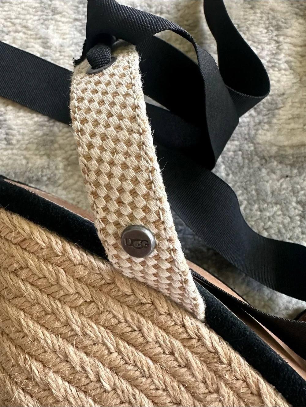 UGG Shiloh Black Suede Espadrille Wedge Sandals Ribbon Tie Wrap Womens Size 7